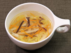 キクラゲと白菜の中華スープ