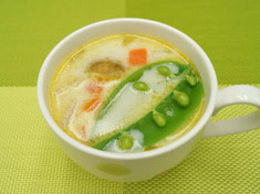 ころころ野菜の豆乳スープ