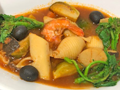 魚介と野菜のトマトスープ